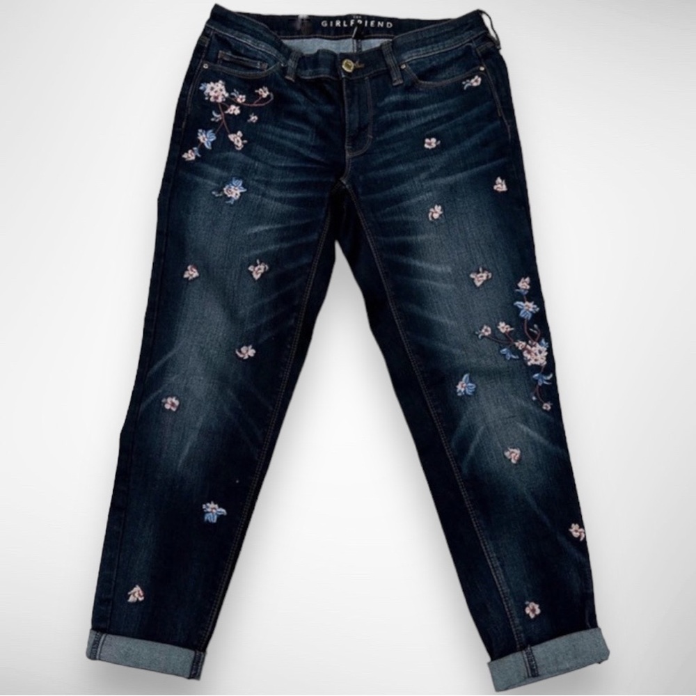White House Black Market WHBM Dark Blue Floral Embroidered Jeans